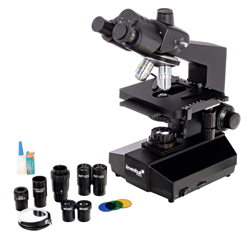 Microscopio trinoculare biologico Levenhuk 870T