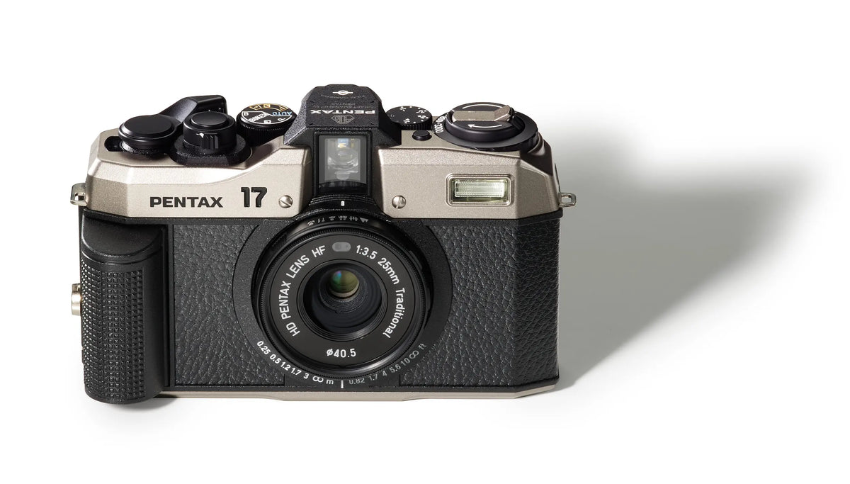 Pentax 17 Dark Silver - Garanzia Fowa