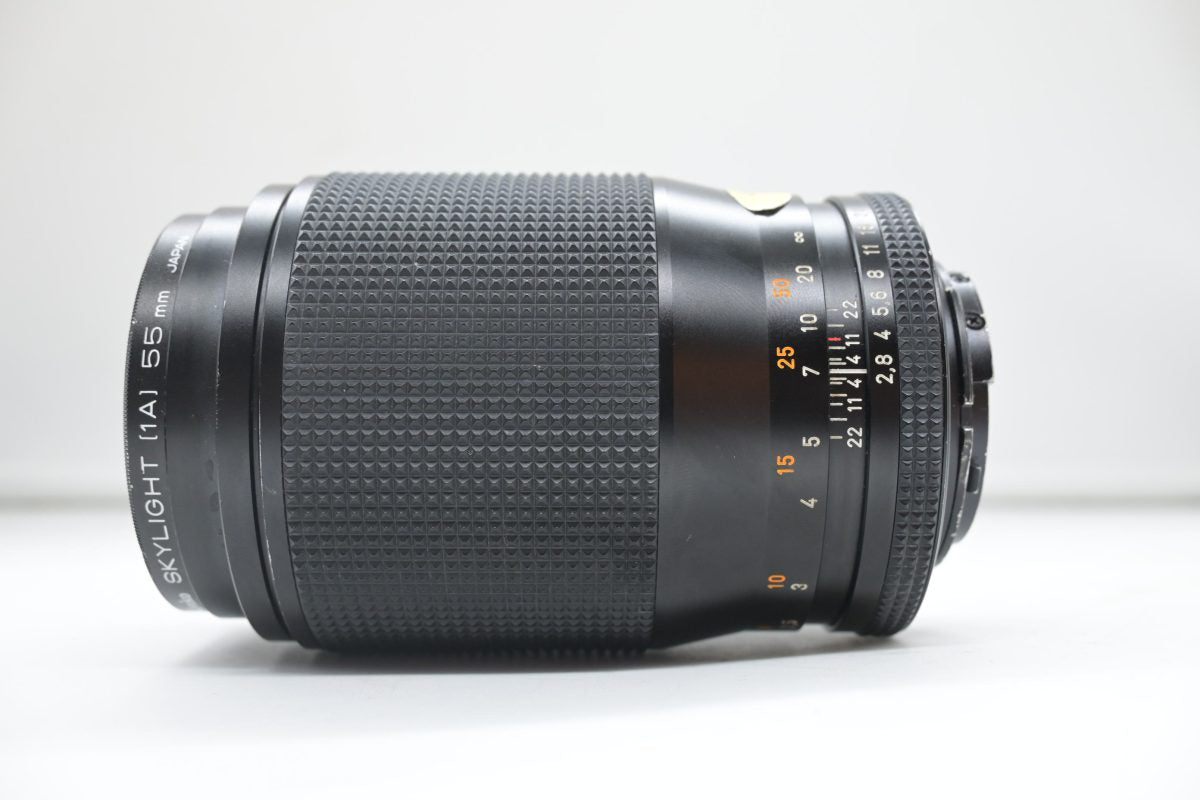 Contax 135mm f/2.8 Carl Zeiss Sonnar T*