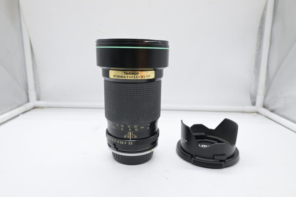 Tamron SP 180mm f 2.5 con  LD ( IF ) x  Nikon