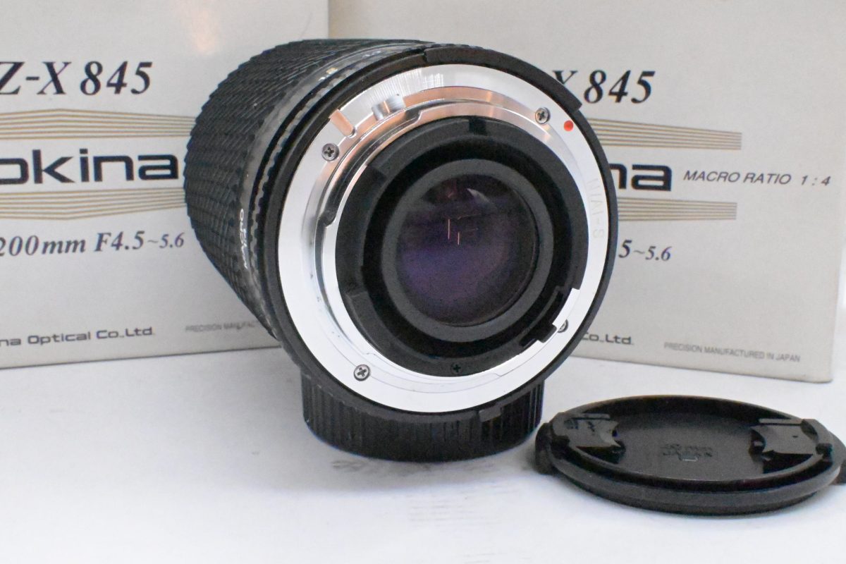 Tokina 80-200mm f/4-5.6 per Nikon AIS