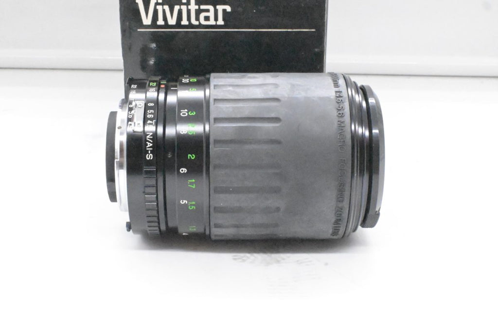 Vivitar 70-210 F4-5.6 x Nikon AI-S