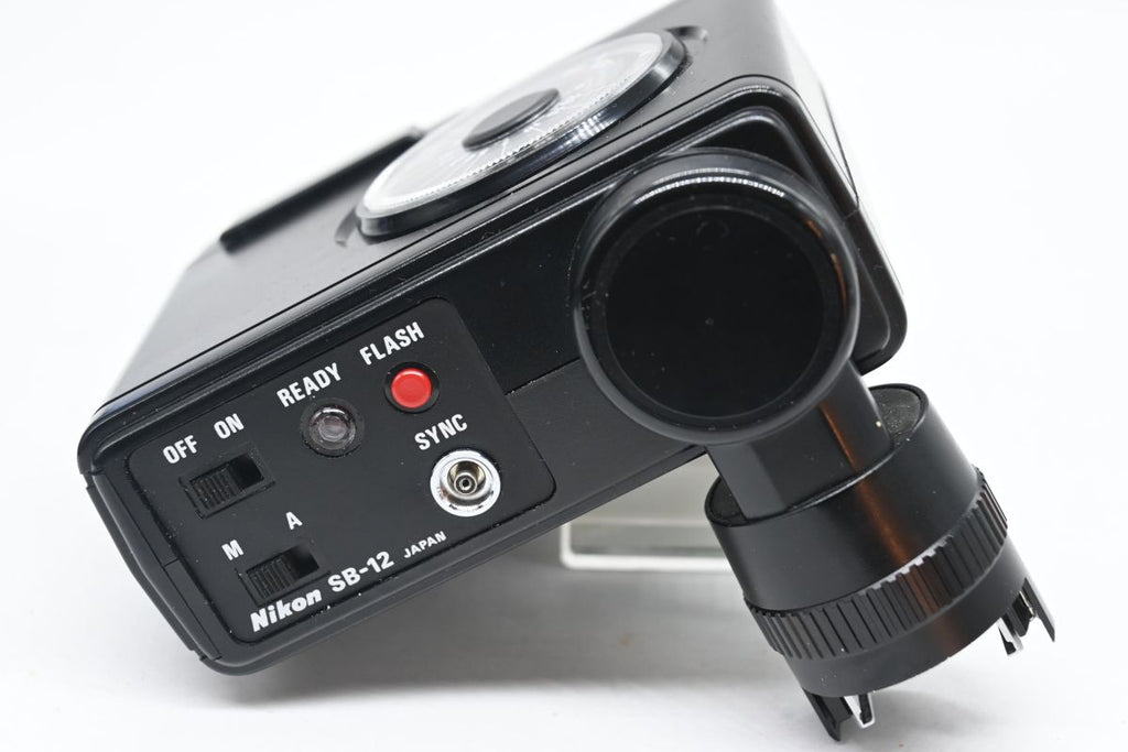 Nikon SB-12 x Nikon F3