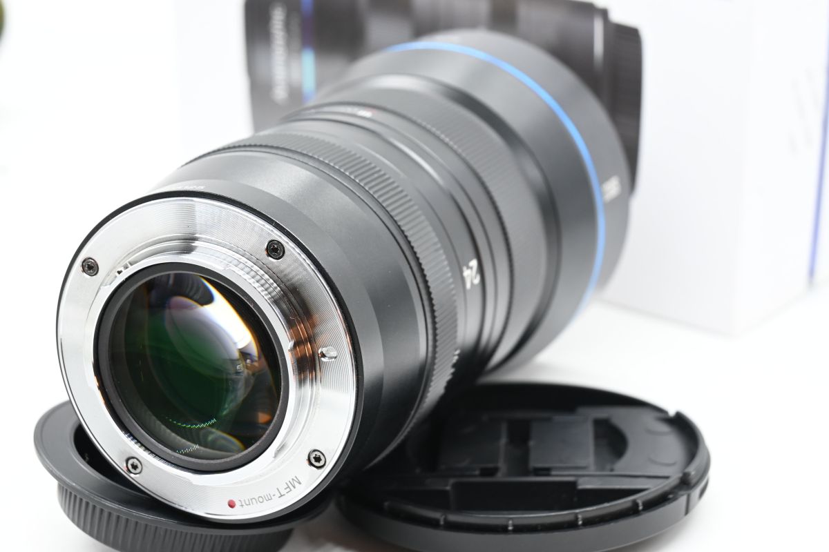 Sirui 24mm F2.8 Anamorfica 1.33x Micro 4/3