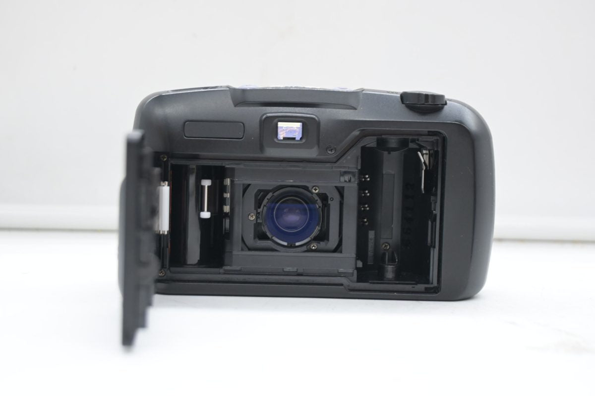 Pentax 738 Black