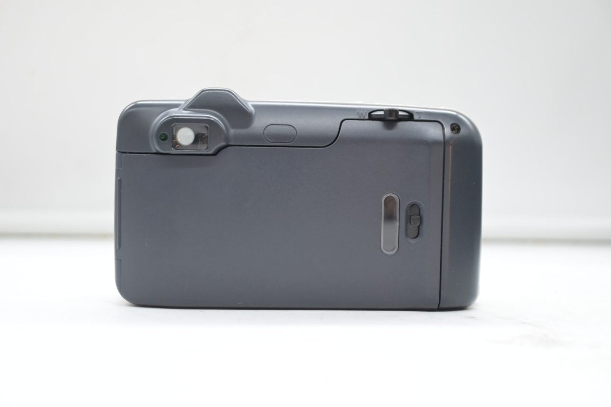 Yashica Brava 115