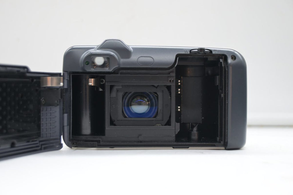 Yashica Brava 115