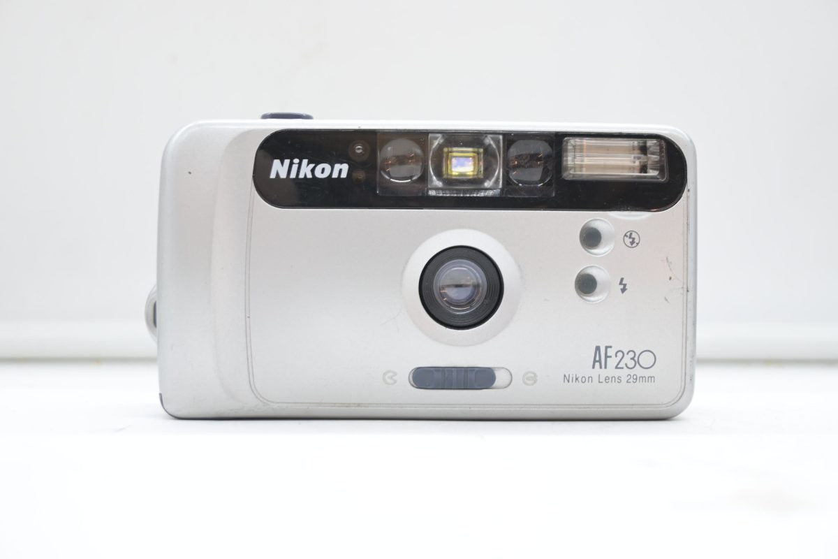 Nikon AF230