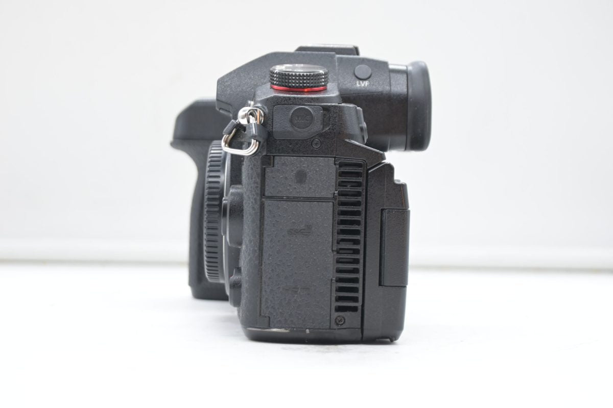 Panasonic Lumix GH6