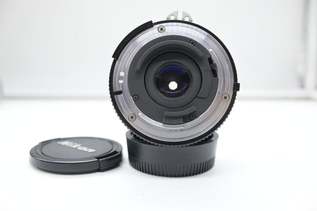 Nikon 28mm f/3.5