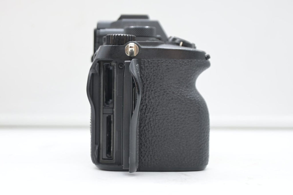 Sony a7 IV Solo Corpo