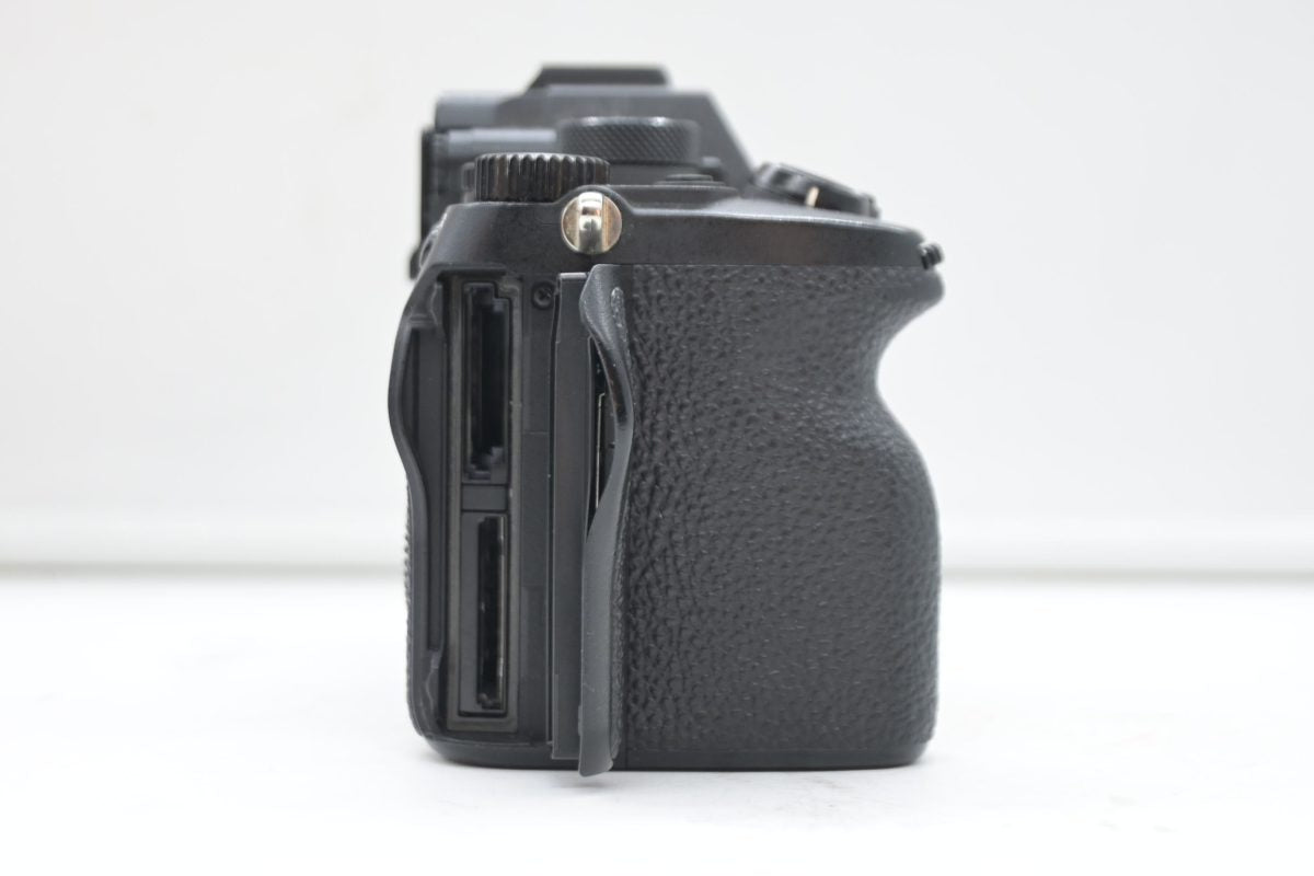 Sony a7 IV Solo Corpo