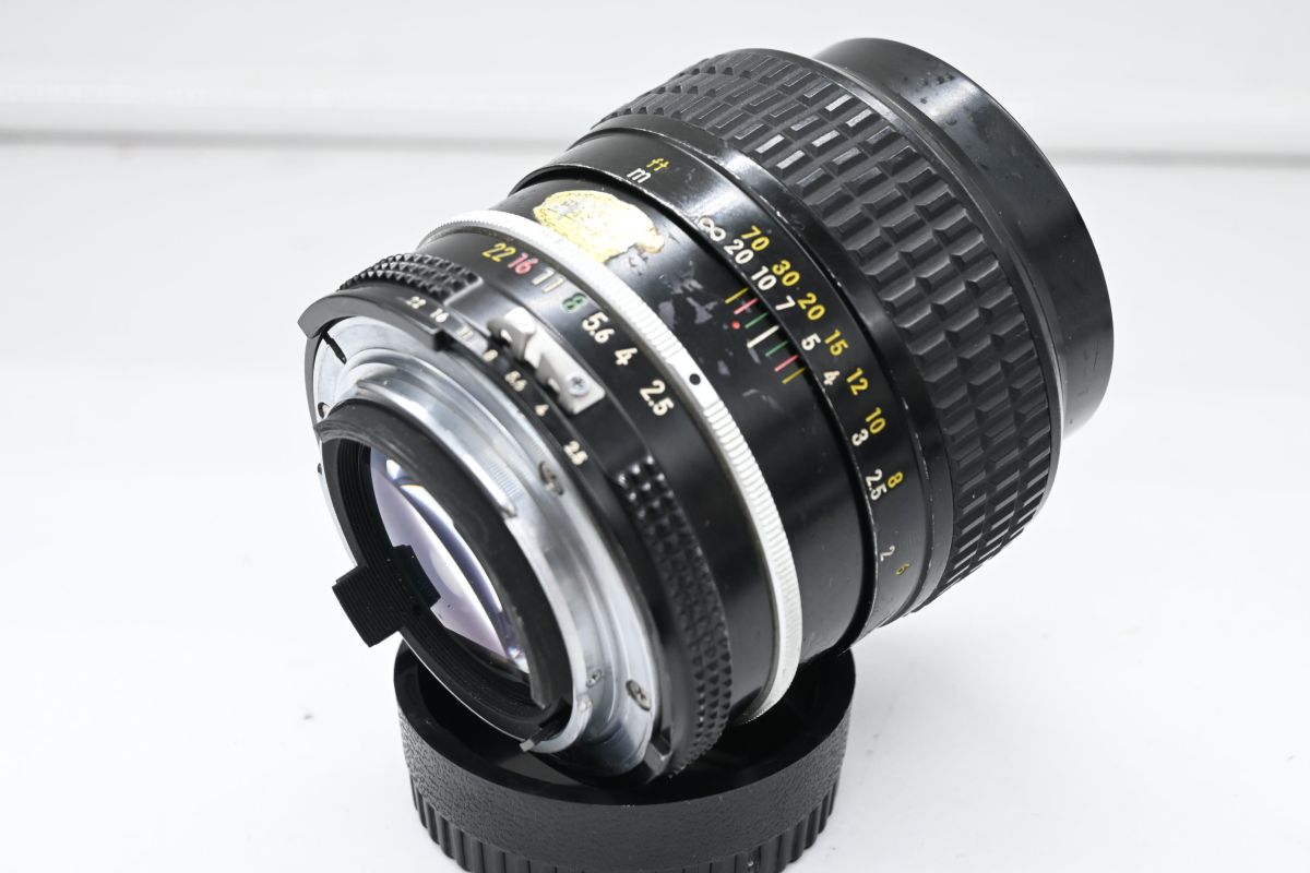 Nikkor AI 105mm f 2.5