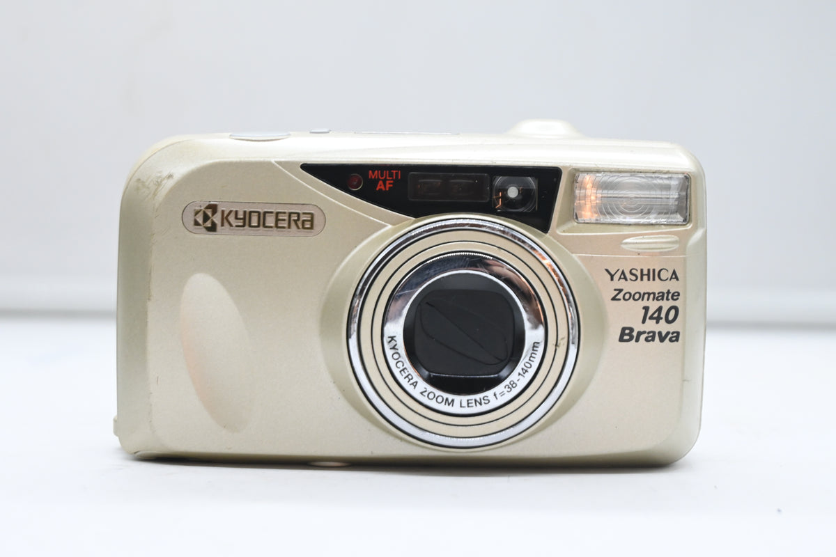 Yashica Zoomate 140 Brava
