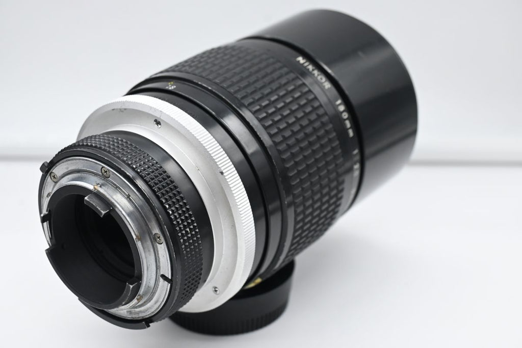 Nikon 180mm f/2.8