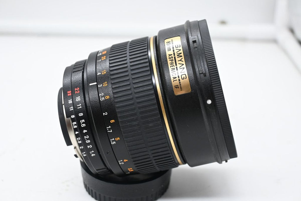 Samyang 85mm IF Aspherical  x Nikon