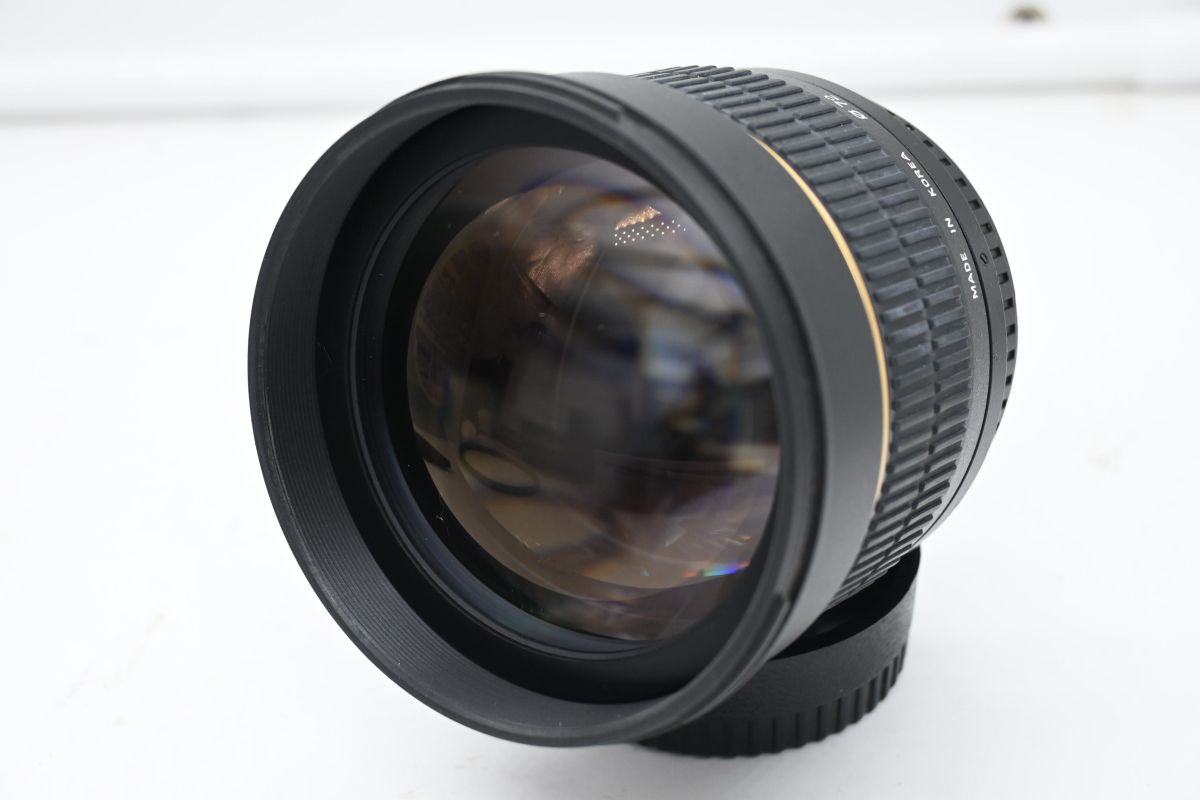 Samyang 85mm IF Aspherical  x Nikon