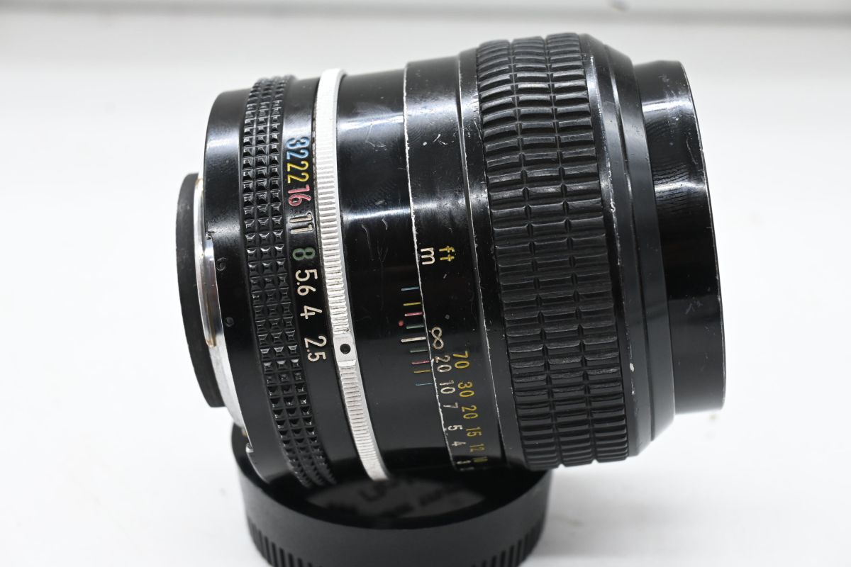 Nikon 105mm f/2.5