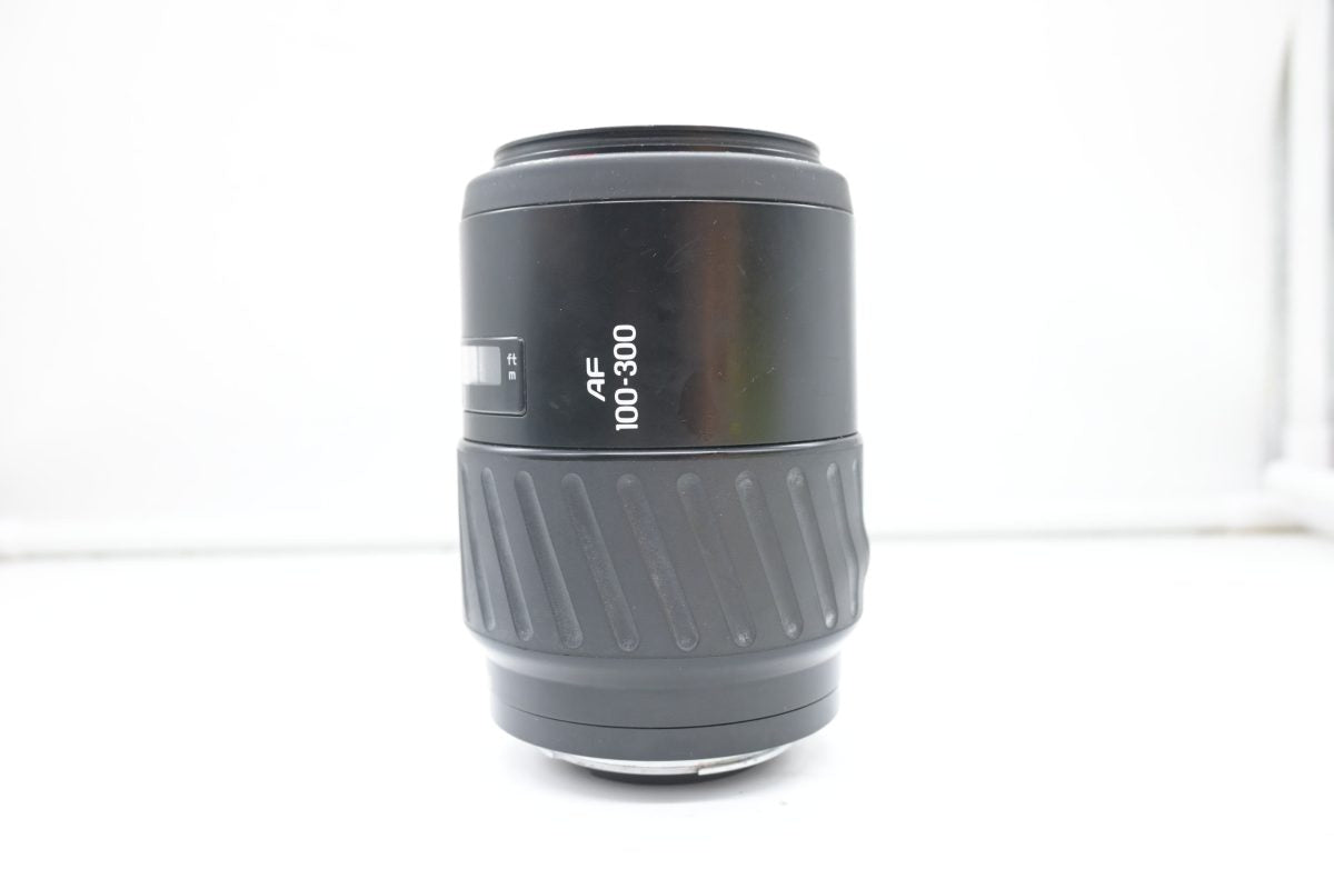 Minolta 100-300mm f/4.5-5.6 AF per Sony A