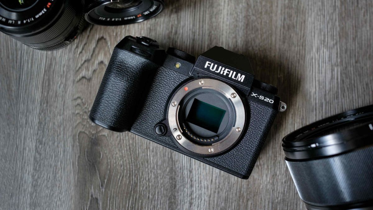 Fujifilm X-S20 - Varie Configurazioni - Garanzia Fujifilm Italia - A CASA TUA IN 3/4 GIORNI - CASHBACK 100€ FINO AL 30/06/26