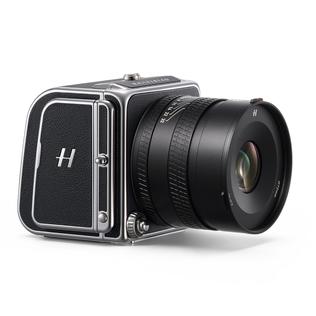 Hasselblad 907X & CFV 100C