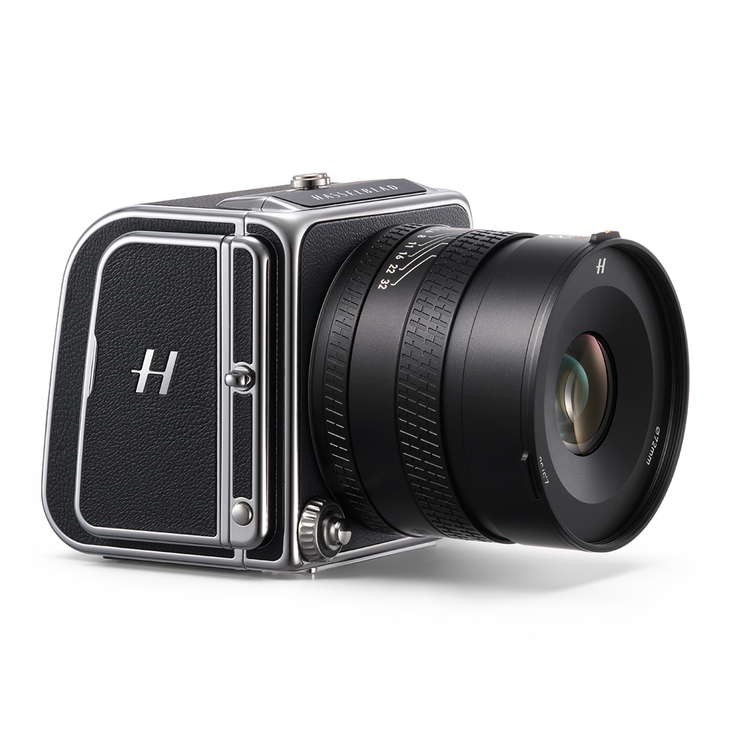 Hasselblad 907X & CFV 100C