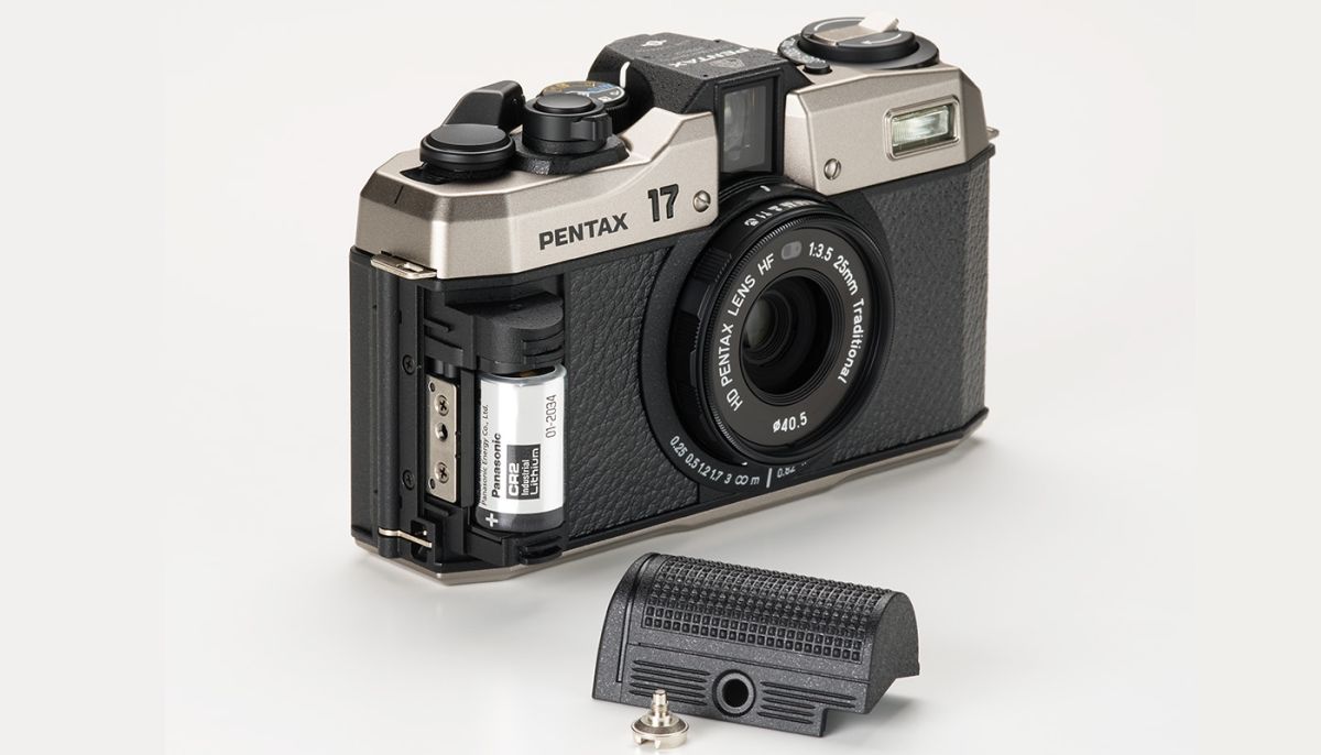 Pentax 17 Dark Silver - Garanzia Fowa