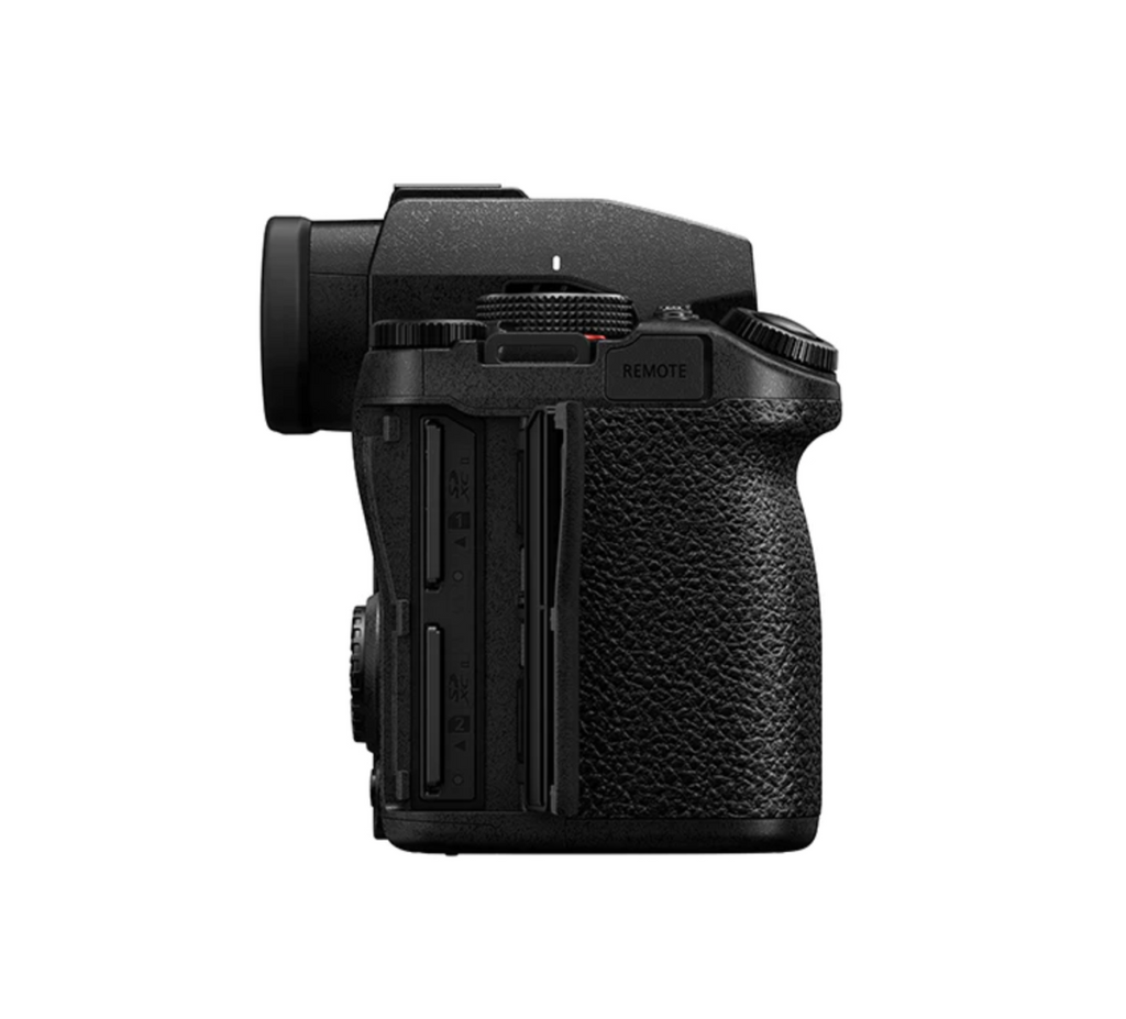 Panasonic LUMIX S5 II - Garanzia Fowa 4 anni - A CASA TUA IN 3/4 GIORNI - CASHBACK -100€ FINO AL 10/05/26 - SCONTO IN CASSA -200€ CON VENDITA ABBINATA FINO AL 10/05/26