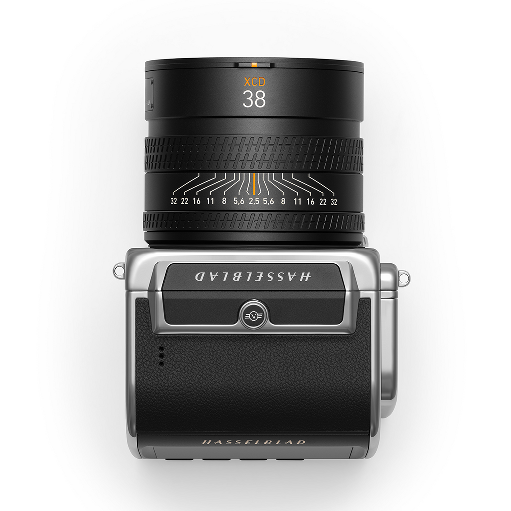 Hasselblad 907X & CFV 100C