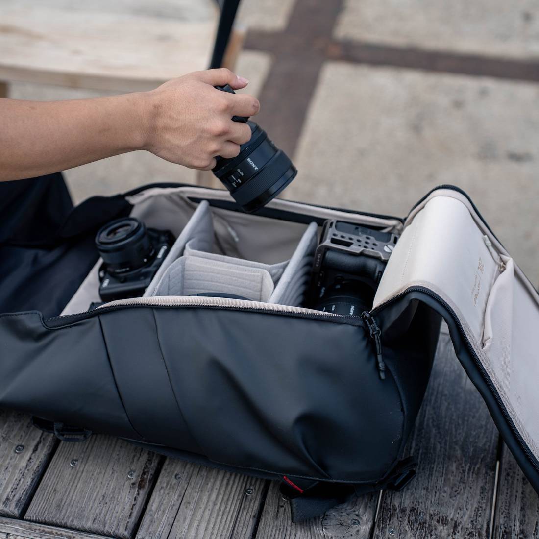 Pgytech Cb-060 Onego Air Backpack 20l Obsidian Black