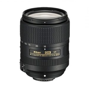 Nikkor AF-S DX 18-300mm f/3.5-6.3 ED VR – Garanzia 4 anni Nital