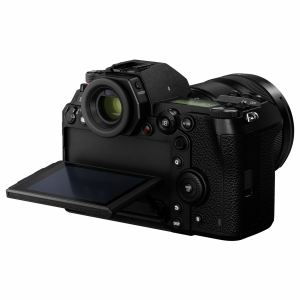 Panasonic Lumix S1R + 24/105 – Garanzia 4 anni Fowa – Sconto in Cassa fino al 02/10/2023