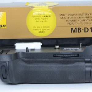 Nikon MB-D12