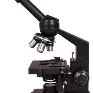 Microscopio monoculare digitale Levenhuk D320L 3.1M