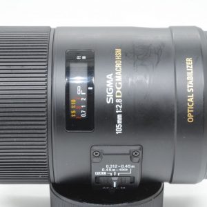 Sigma 105mm f/2.8 Macro DG OS HSM