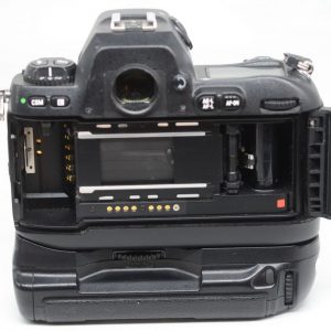 Nikon F100 + Impugnatura MB 15