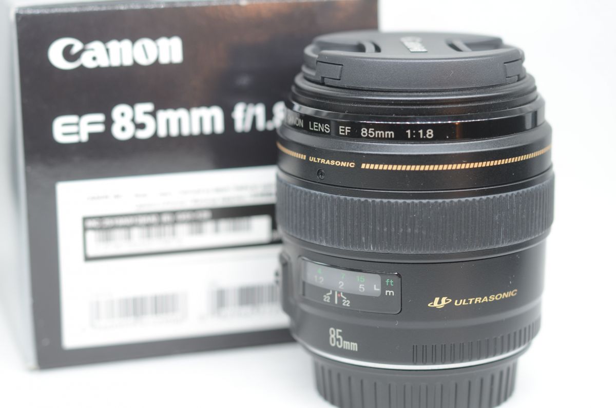 Canon EF 85mm f/1.8 USM