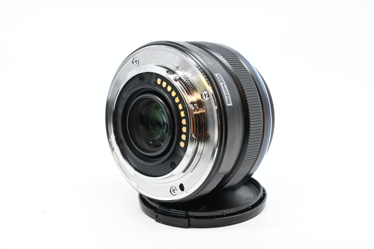 Olympus M.Zuiko 17mm f/1.8