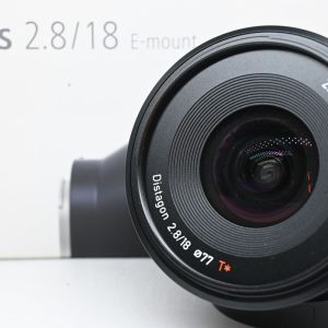 Zeiss Batis 18mm f/2.8 X Sony