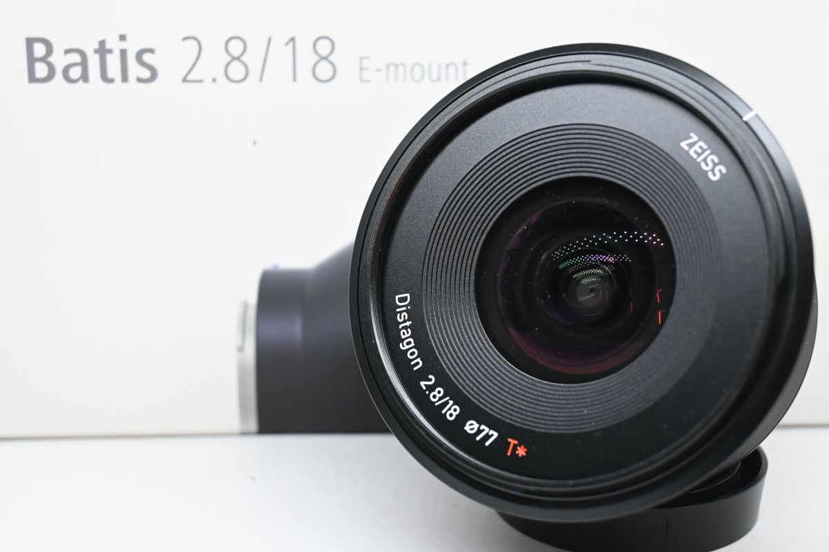 Zeiss Batis 18mm f/2.8 X Sony