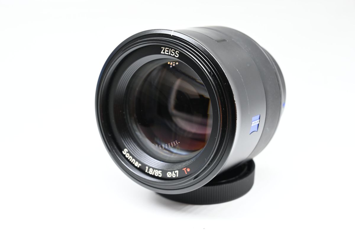 Zeiss Batis 85mm f/1.8 X Sony