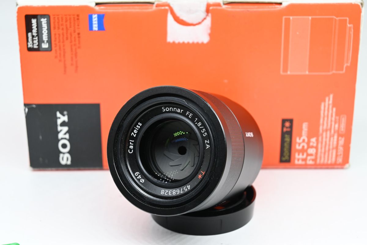 Sony FE 55mm f/1.8 ZA Sonnar T*