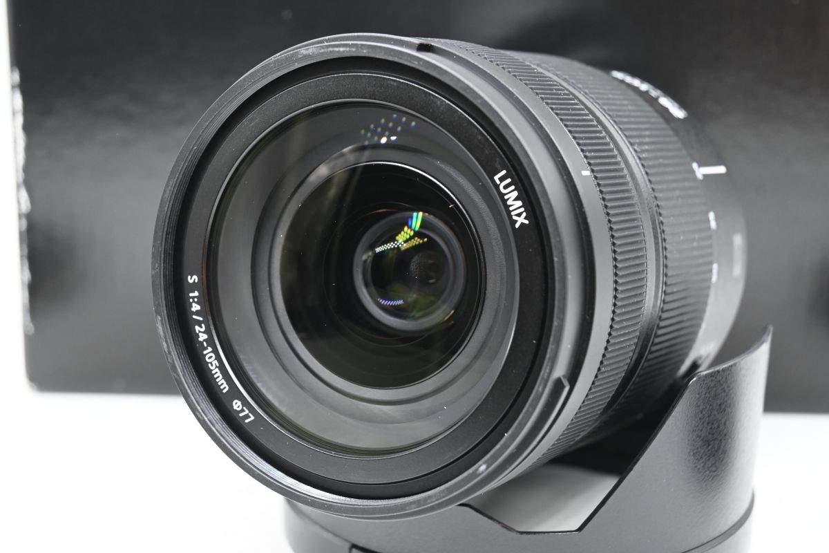 Panasonic Lumix S 24-105mm f/4 Macro OIS