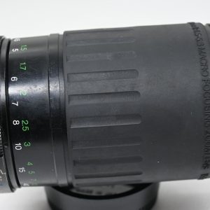 Vivitar 70-210mm f/4.5-5.6 Macro Focusing Zoom X Yashica