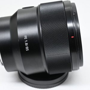 Sony FE 85mm f/1.8