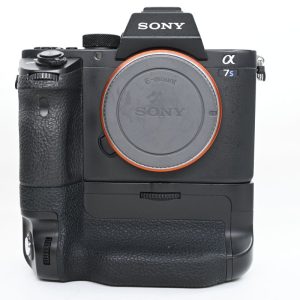 Sony A7s II + Battery Grip ( IN OMAGGIO )