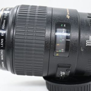 Canon EF 100mm f/2.8 Macro USM
