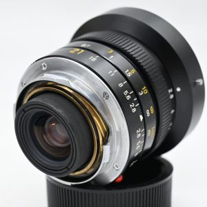 Leica Elmarit-M 21mm f/2.8 + Mirino
