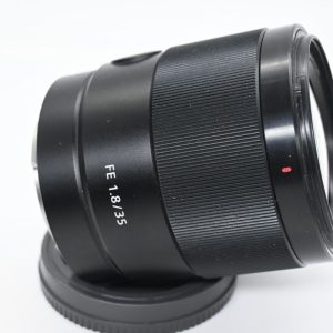 Sony FE 35mm f/1.8