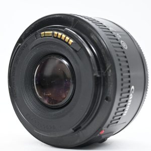 Canon EF 50mm f/1.8 II